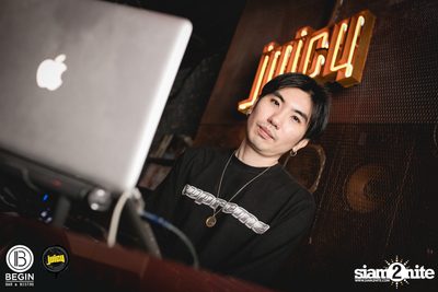 คอนเสิร์ต Budweiser Bud Night Live กับ KLEAR ที่ Begin Bar & Bistro — photo 186