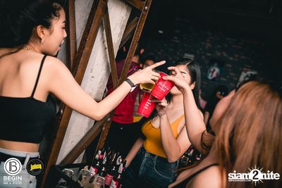 คอนเสิร์ต Budweiser Bud Night Live กับ KLEAR ที่ Begin Bar & Bistro — photo 193