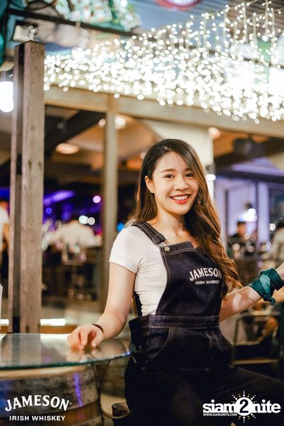 Jam Night by Jameson w/ Singto Numchok x Sirimongkol — photo 11