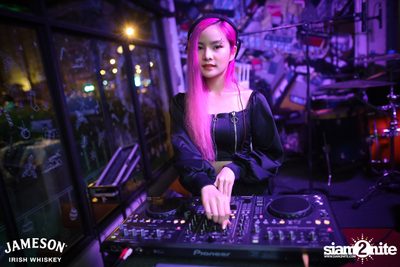 Jam Night by Jameson w/ Singto Numchok x Sirimongkol — photo 27