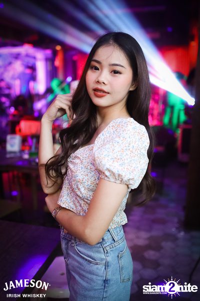 Jam Night by Jameson w/ Singto Numchok x Sirimongkol — photo 31