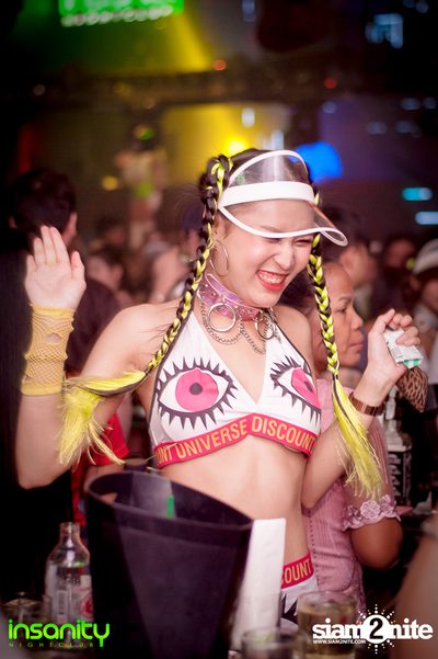 DJ Litchi ที่ Insanity Nightclub — photo 24