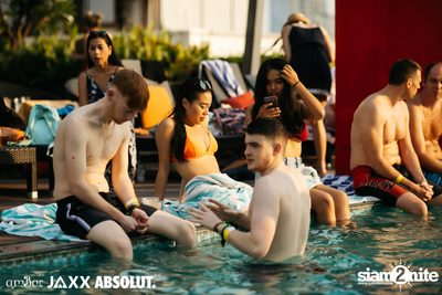 amBar Pool Party ที่ Four Points by Sheraton — photo 8