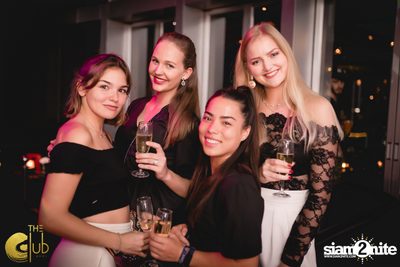 Crush Wednesdays ที่ The Club at Koi — photo 13