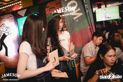 คอนเสิร์ต JAM Night by Jameson LIPTA x Ink Waruntorn ที่ Chongjaroen Groove — photo 15