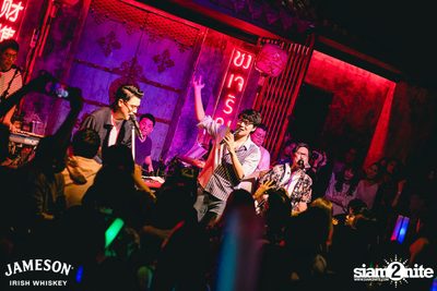 คอนเสิร์ต JAM Night by Jameson LIPTA x Ink Waruntorn ที่ Chongjaroen Groove — photo 64