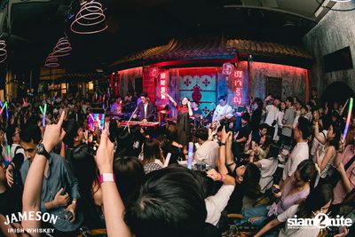 คอนเสิร์ต JAM Night by Jameson LIPTA x Ink Waruntorn ที่ Chongjaroen Groove — photo 82