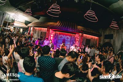 คอนเสิร์ต JAM Night by Jameson LIPTA x Ink Waruntorn ที่ Chongjaroen Groove — photo 85