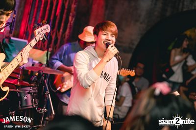 คอนเสิร์ต JAM Night by Jameson LIPTA x Ink Waruntorn ที่ Chongjaroen Groove — photo 112