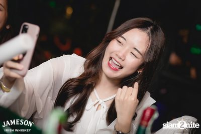 คอนเสิร์ต JAM Night by Jameson LIPTA x Ink Waruntorn ที่ Chongjaroen Groove — photo 116