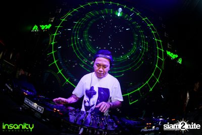 Official DJ Mag Event กับ Plastik Funk ที่ Insanity Nightclub — photo 21