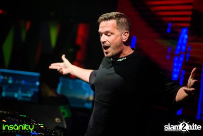 Official DJ Mag Event กับ Plastik Funk ที่ Insanity Nightclub — photo 60
