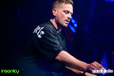 Official DJ Mag Event กับ Plastik Funk ที่ Insanity Nightclub — photo 62