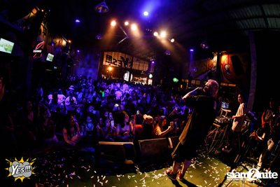 คอนเสิร์ต Before Valentines กับ UrboyTJ ที่ เยส พัทยา — photo 83