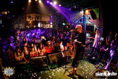 คอนเสิร์ต Before Valentines กับ UrboyTJ ที่ เยส พัทยา — photo 85