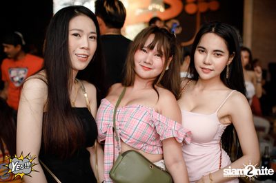 คอนเสิร์ต Before Valentines กับ UrboyTJ ที่ เยส พัทยา — photo 122