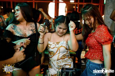 คอนเสิร์ต Before Valentines กับ UrboyTJ ที่ เยส พัทยา — photo 135