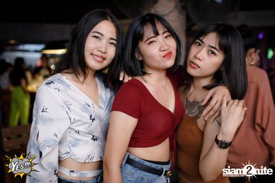 คอนเสิร์ต Before Valentines กับ UrboyTJ ที่ เยส พัทยา — photo 137