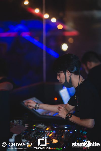 Black Valentine w/ Lamun Band at Thonglor Official — photo 53