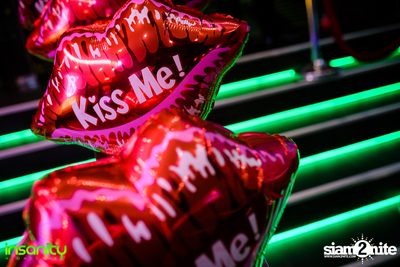 Valentine's Party กับ DJ Chazin ที่ Insanity Nightclub — photo 2