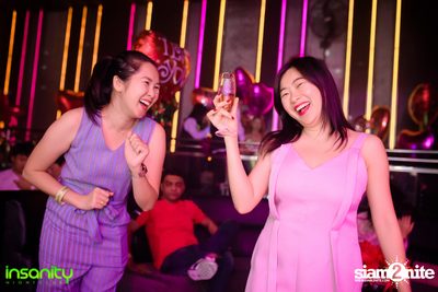 Valentine's Party กับ DJ Chazin ที่ Insanity Nightclub — photo 31