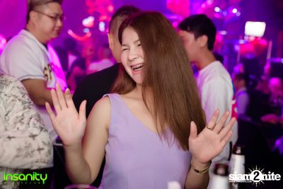 Valentine's Party กับ DJ Chazin ที่ Insanity Nightclub — photo 33