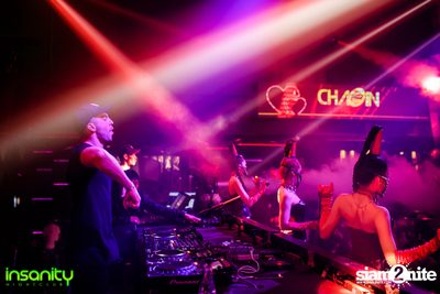 Valentine's Party กับ DJ Chazin ที่ Insanity Nightclub — photo 128