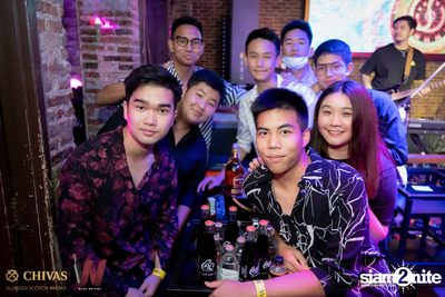WARB x Wine Bridge present Bad Valentine: Lazyloxy x Meyou — photo 26