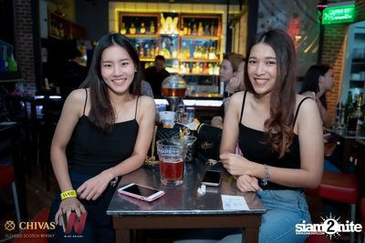 WARB x Wine Bridge present Bad Valentine: Lazyloxy x Meyou — photo 33
