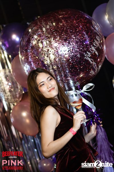 I'm Single, So What! at W Bangkok — photo 1