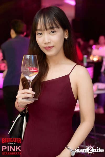 I'm Single, So What! at W Bangkok — photo 2