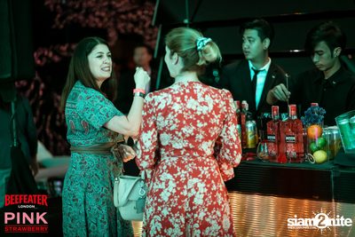 I'm Single, So What! at W Bangkok — photo 4