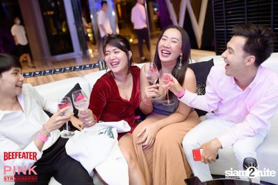 I'm Single, So What! at W Bangkok — photo 29