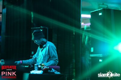 I'm Single, So What! at W Bangkok — photo 66