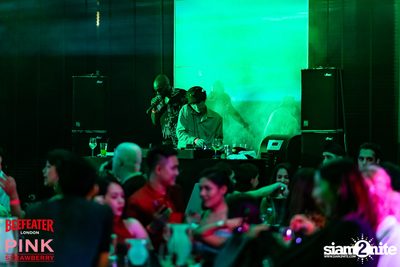 I'm Single, So What! at W Bangkok — photo 72