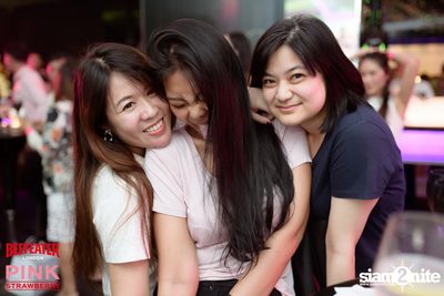 I'm Single, So What! at W Bangkok — photo 77