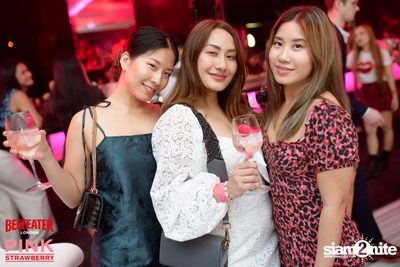 I'm Single, So What! at W Bangkok — photo 82
