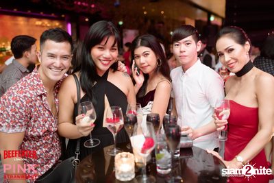 I'm Single, So What! at W Bangkok — photo 98