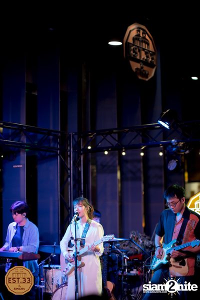 คอนเสิร์ต เอิ๊ต ภัทรวี | EST.33 Crystal Design Center — photo 78