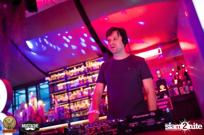 Jagermeister presents Mustache Takeover กับ Nakadia ที่ Escape Bangkok — photo 86