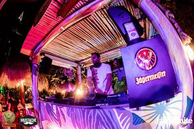 Jagermeister presents Mustache Takeover กับ Nakadia ที่ Escape Bangkok — photo 127