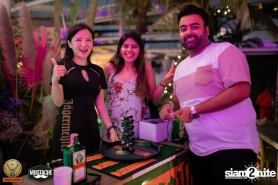 Jagermeister presents Mustache Takeover กับ Nakadia ที่ Escape Bangkok — photo 153