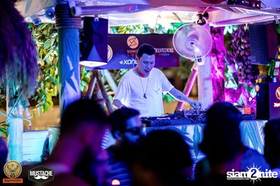 Jagermeister presents Mustache Takeover กับ Nakadia ที่ Escape Bangkok — photo 166