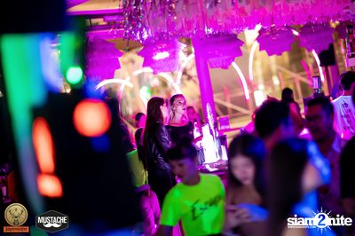 Jagermeister presents Mustache Takeover กับ Nakadia ที่ Escape Bangkok — photo 169