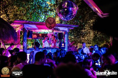 Jagermeister presents Mustache Takeover กับ Nakadia ที่ Escape Bangkok — photo 198