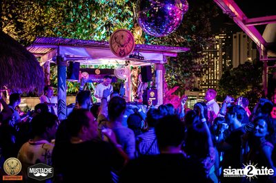 Jagermeister presents Mustache Takeover กับ Nakadia ที่ Escape Bangkok — photo 200