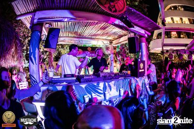 Jagermeister presents Mustache Takeover กับ Nakadia ที่ Escape Bangkok — photo 209
