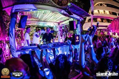 Jagermeister presents Mustache Takeover กับ Nakadia ที่ Escape Bangkok — photo 210