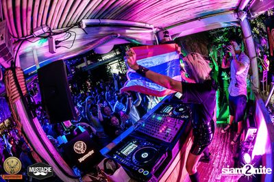 Jagermeister presents Mustache Takeover กับ Nakadia ที่ Escape Bangkok — photo 227