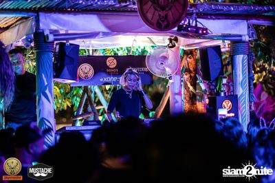 Jagermeister presents Mustache Takeover กับ Nakadia ที่ Escape Bangkok — photo 243